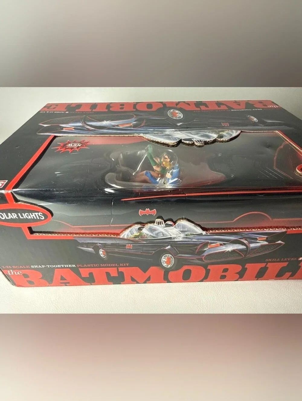 Polar Lights Batmobile 1:25 Scale Model Kit 1966 TV Show w/Figures NEW & SEALED